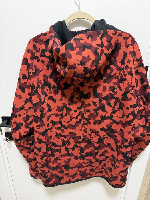 Nike Tech Fleece