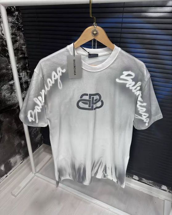 Мъжки тениски Gucci, Hermes, of-White нови колекции лято 2026