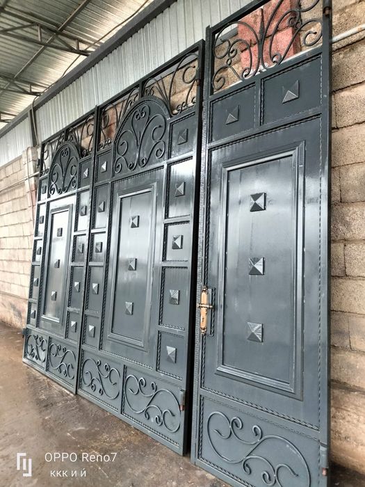 Ворота большая продам