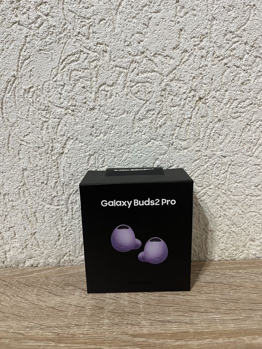Лилави Samsung Galaxy Buds2pro