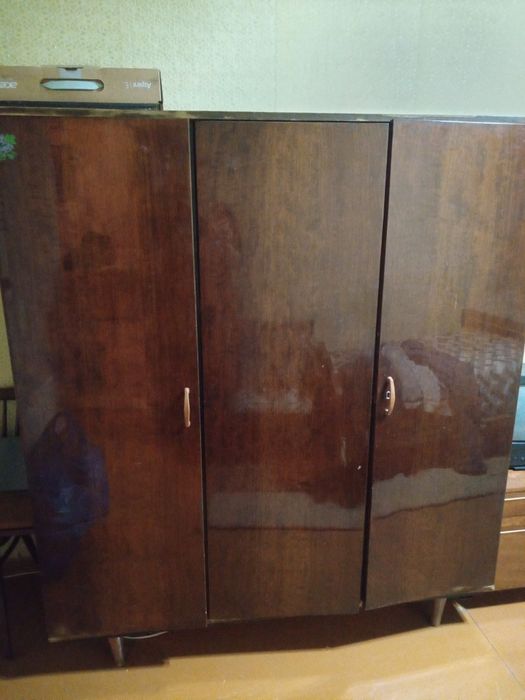 Отдам даром мебель