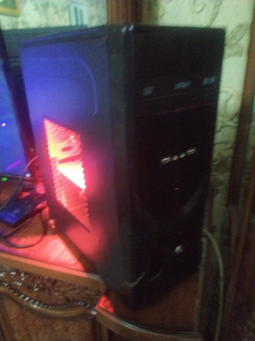 Uy ofis hamda o'yin uchun tayyor komplekt kompyuter sotiladi.