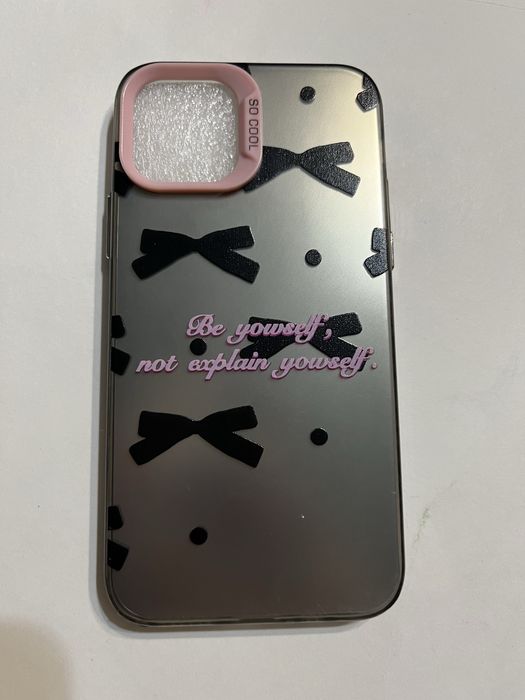 Чехлы на 11 pro некоторые новые