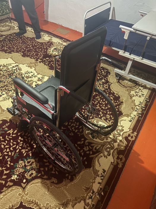 Коляска инвалидная