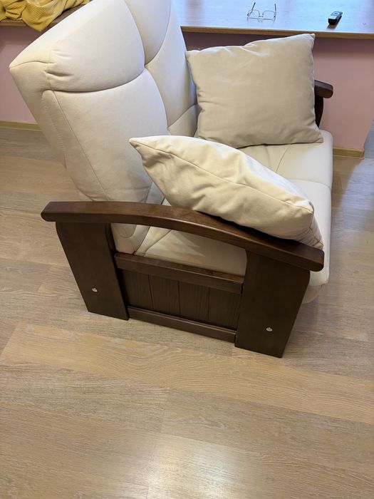 Отличный Диван и Кресло