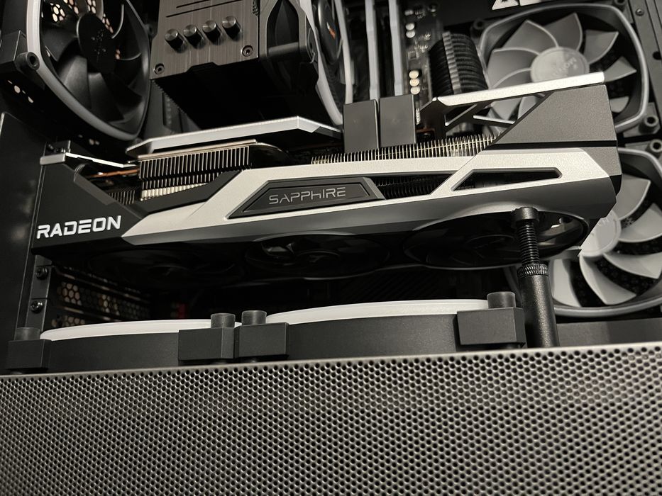 Sapphire NITRO+ AMD Radeon RX 6750 XT 12GB GDDR6