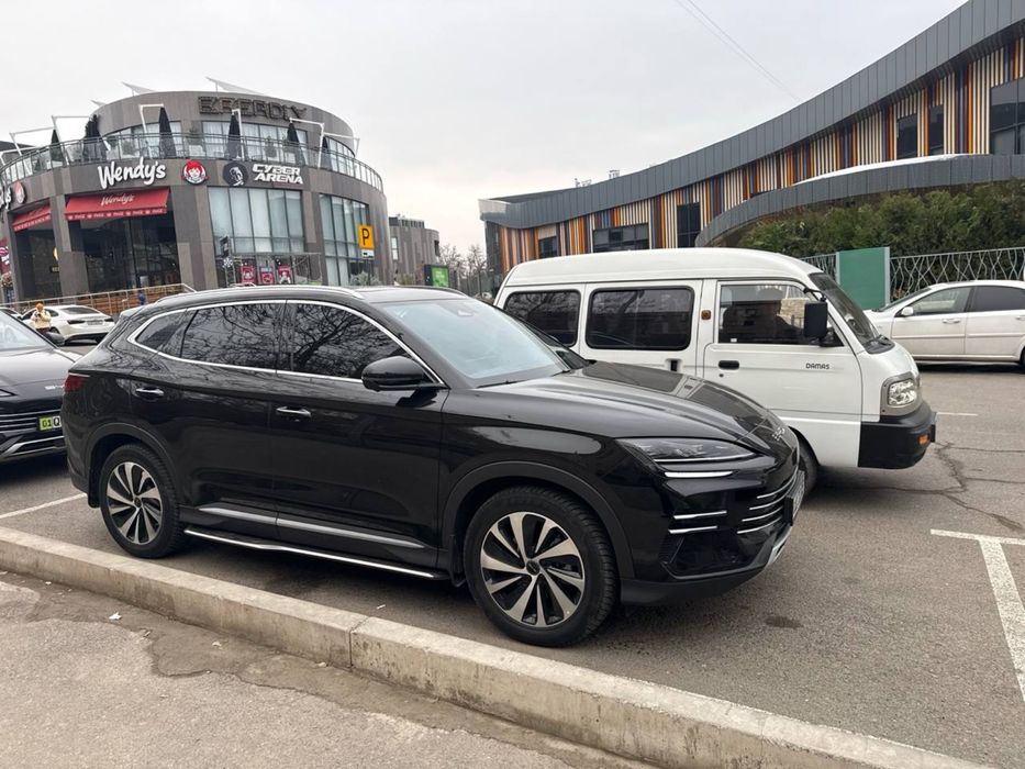 Продам BYD Champion Hybrid 150 km своя в идеальном состоянии.