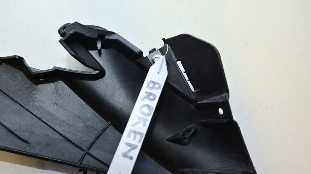 Carena Inferioara Far Dreapta Yamaha MT09 / Tracer 2014 - 2024