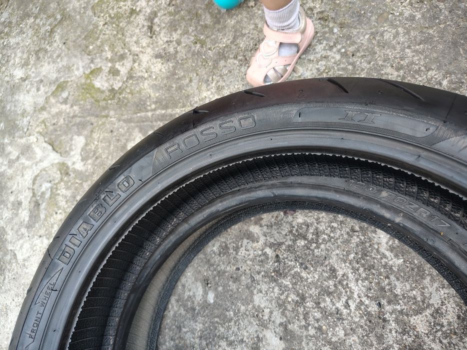 Pirelli Rosso 2  предна
