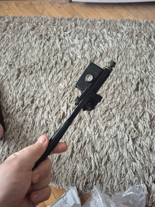 Vând mâner frana hidraulica pentru scuter electric harley Citycoco