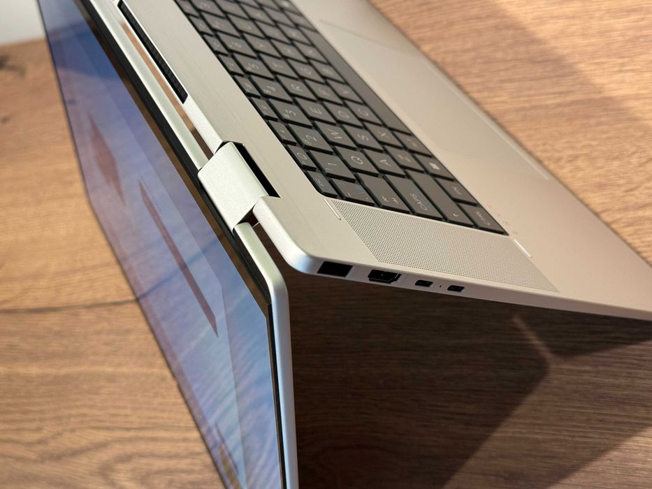 Laptop HP Envy x360 2in1 16 3K OLED AMD Ryzen7 16GB Ram 1TB SSD Win 11