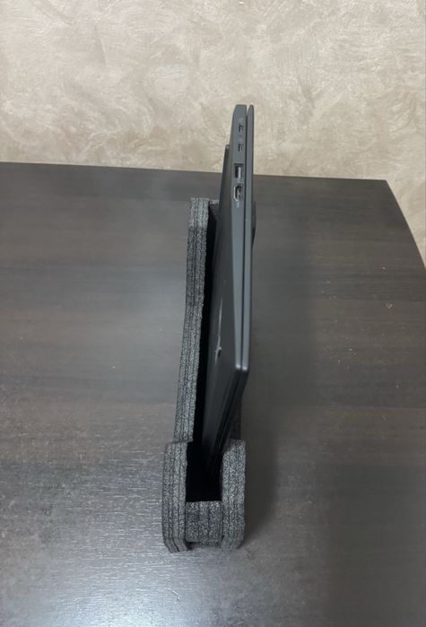 Laptop Thinkpad X1 Carbon GEN 9 NOU i7-1165 Nvme 2TB SIM 5G LTE