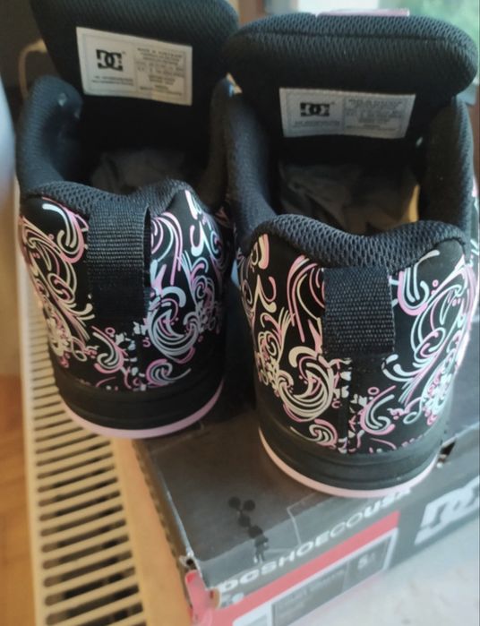 DC SHOES marimea 38