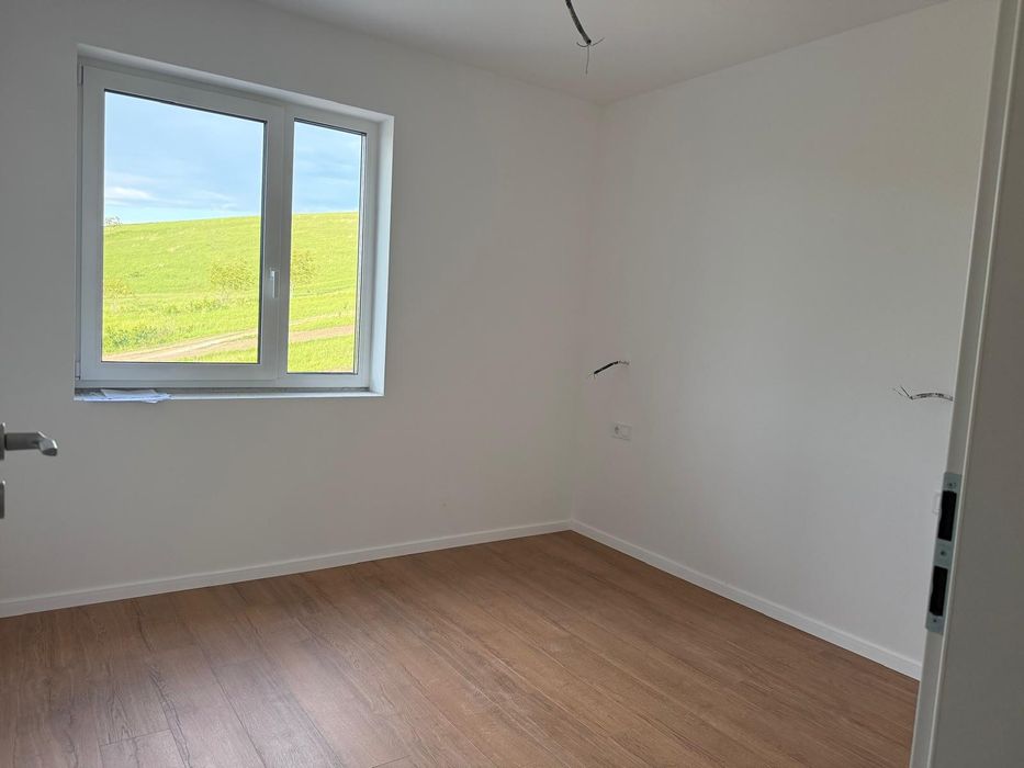 Apartment finisat de vânzare Apahida, str Octavian Paler Nr 40 (bloc nou)