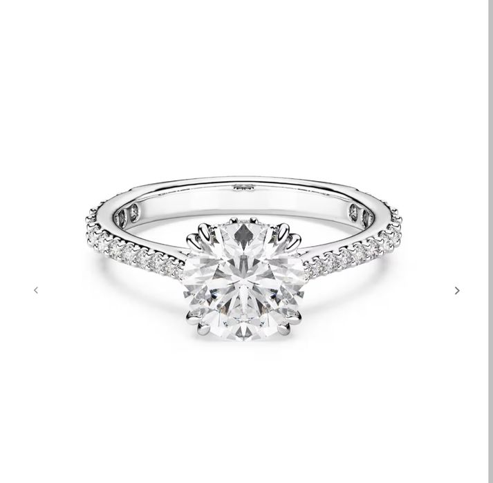 Vând inel Swarovski