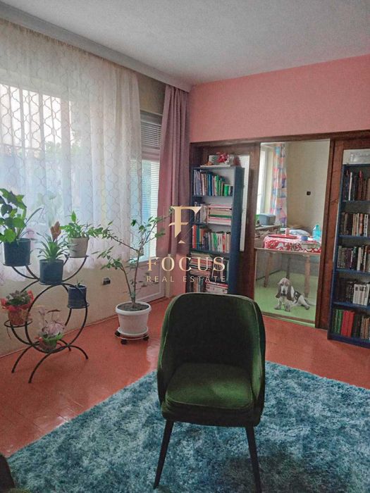 Продава се Етаж от къща в Пловдив, Христо Смирненски - 212 кв.м за 1311 €/кв.м - Снимка #1