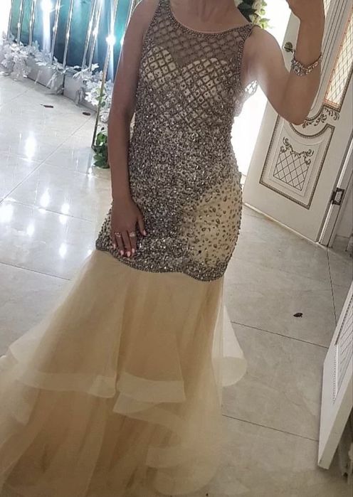 Продам вечернее платье