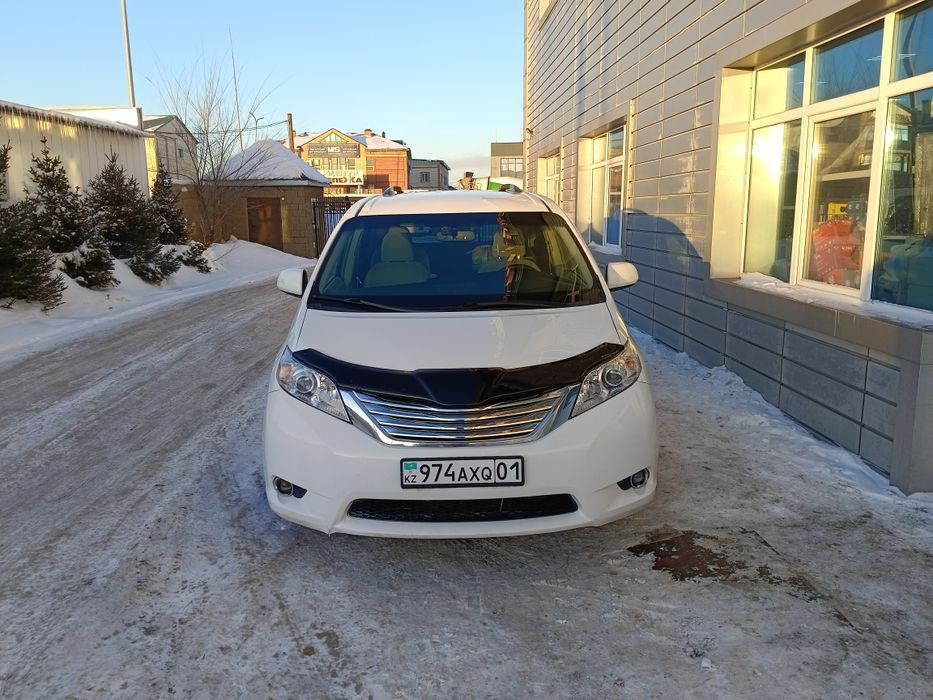 Продам Toyota Sienna
