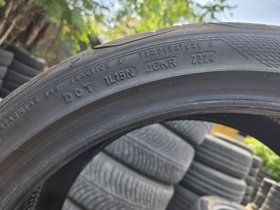 2бр. 225 40 18 Goodyear летни.