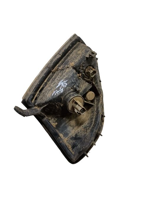 Lampa De Semnalizare Aripa Fata Stanga Fata Toyota Land Cruiser 90 _J9