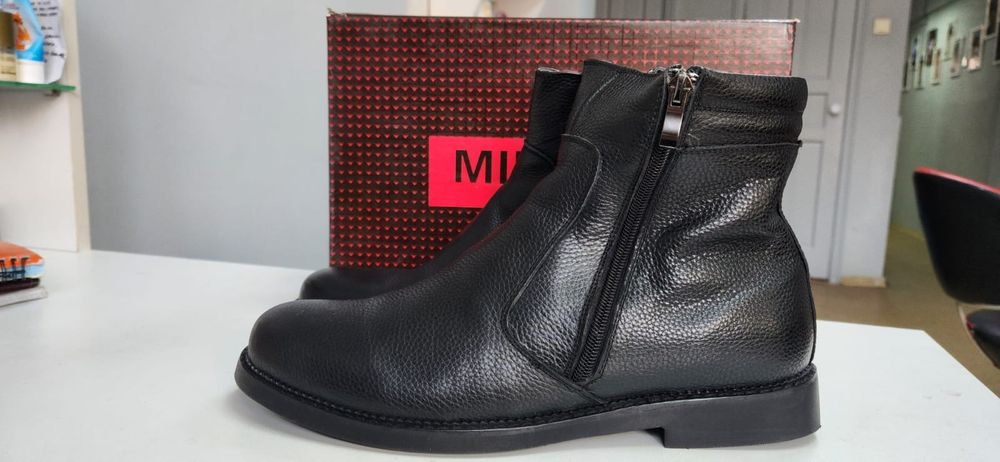 Продам новые сапоги/полуботинки мужские зимние