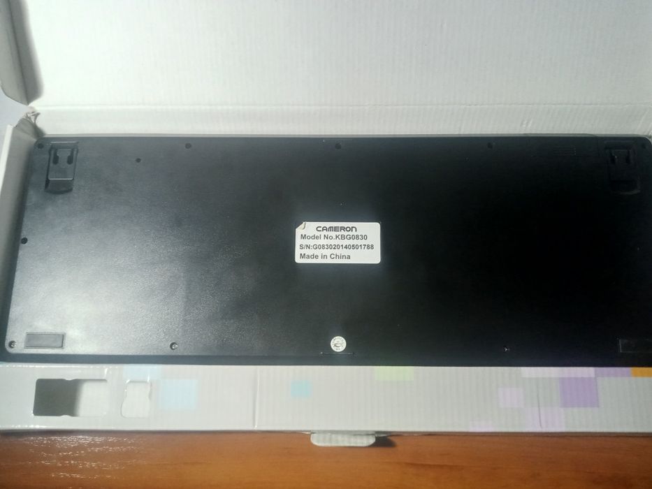 Продам беспроводную клавиатуру