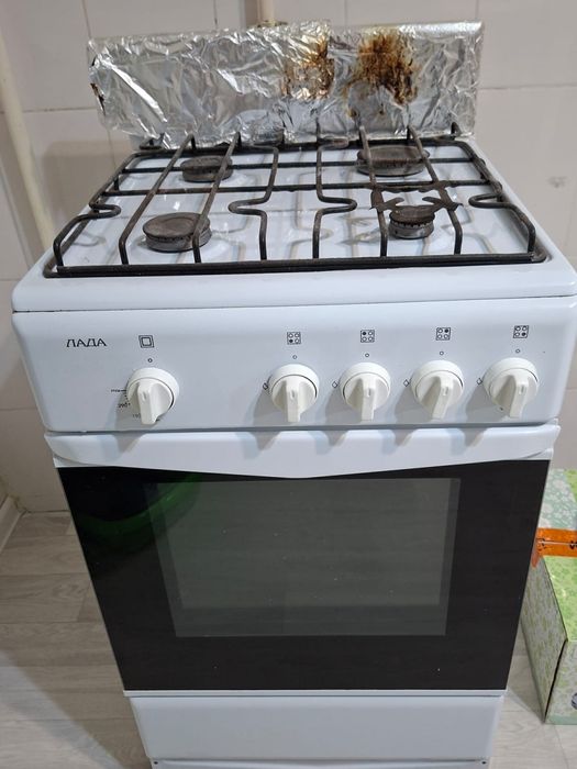 Продам газ. плиту