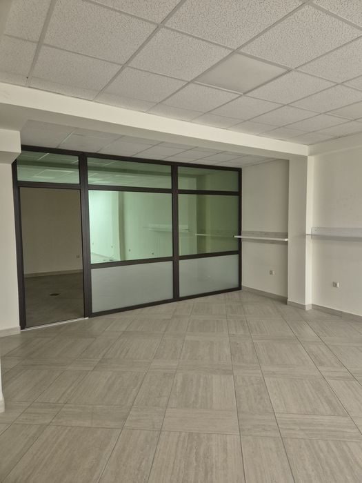 Дава се под наем Офис в Петрич - 180 кв.м за 400 € - Снимка #5