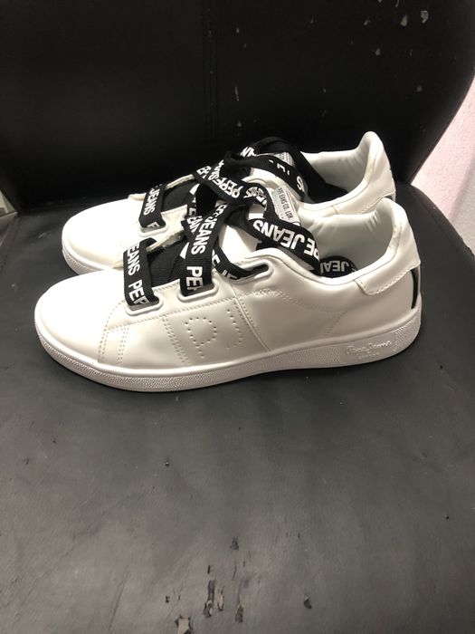 Adidasi pepe jeans mocasini zara Levis