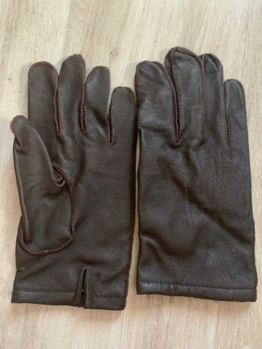 Кожени ръкавици на завод "Велур" Ловеч - мъжки и дамски