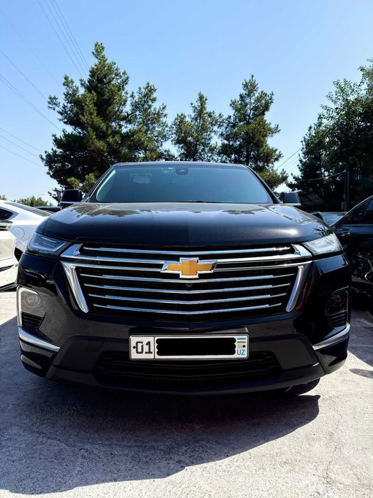 Chevrolet Traverse Premier AWD 2023 | 19 000 km | Full Komplektatsiya