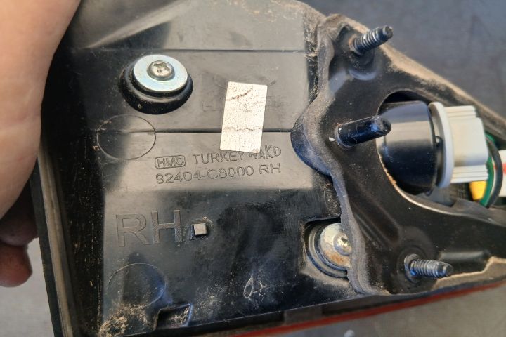 Lampa / Tripla stop dreapta pe hayon 92404-c8000 92404-c8000 Hyundai