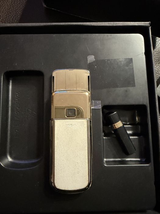 Nokia 8800 Arte gold