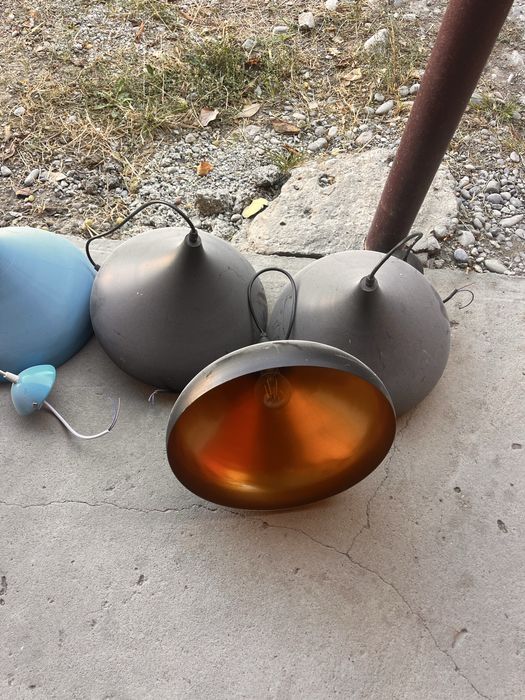 Продается люстры