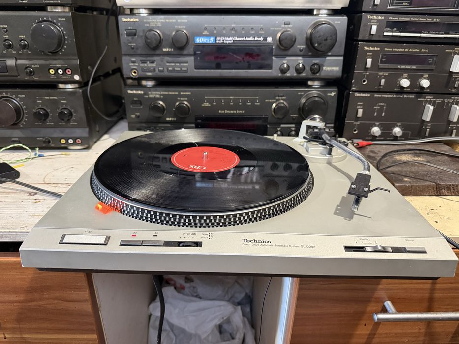 Pick up technics sl-d202