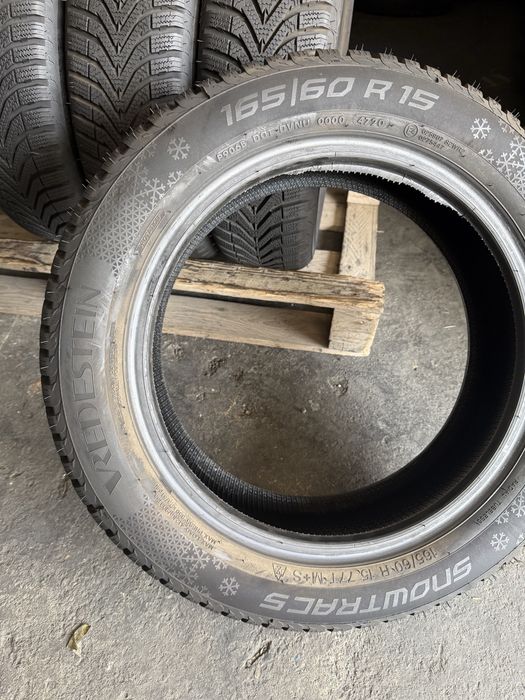 4 anvelope iarna 165/60/15 Vredestein 8 mm!