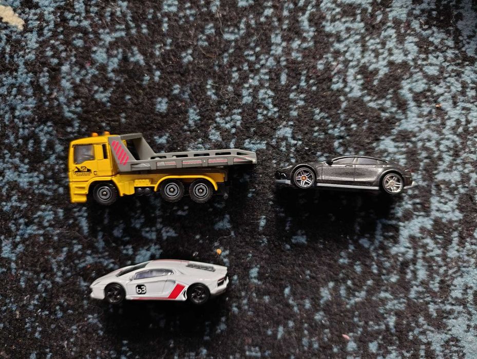 De vanzare machete Siku, Wiking, Herpa, Majorete, etc in cutie