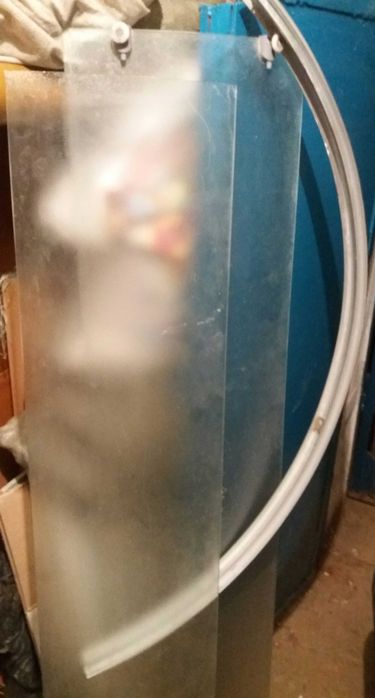 Двери,стенки душевой кабины