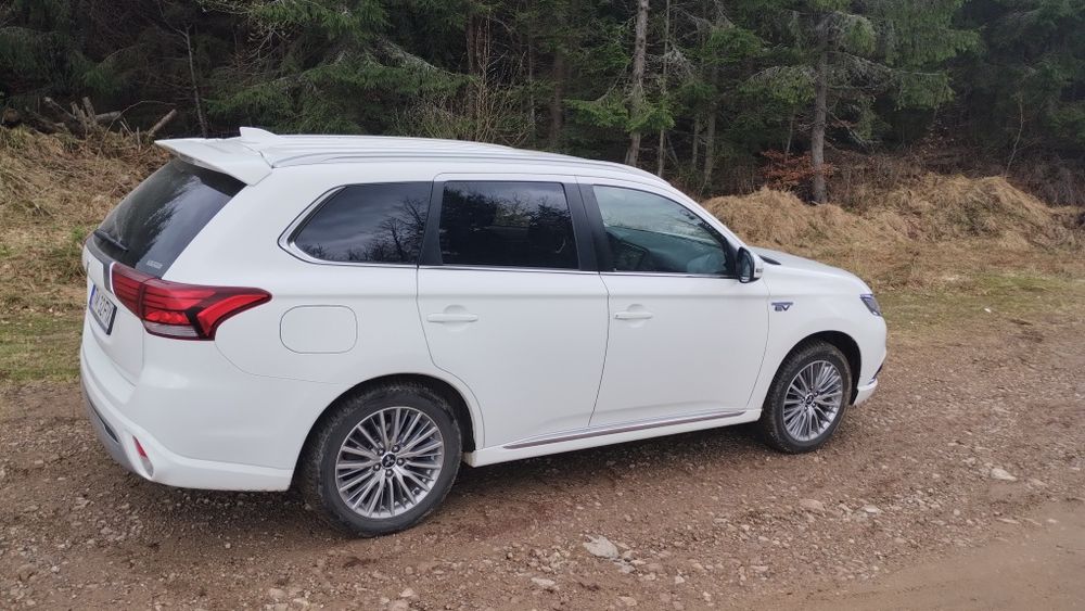 Mitsubishi Outlander PHEV