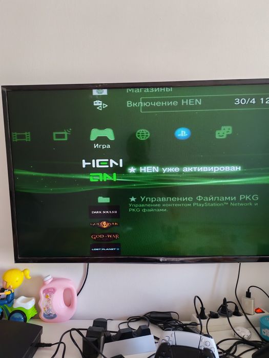 Продаются пс3 слим