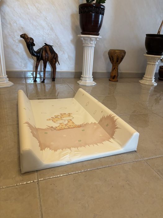 Бебешки повивалник