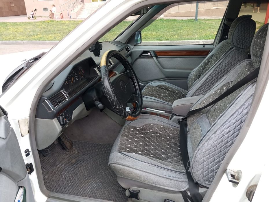 Продам мерседес 124 дв 111 плита