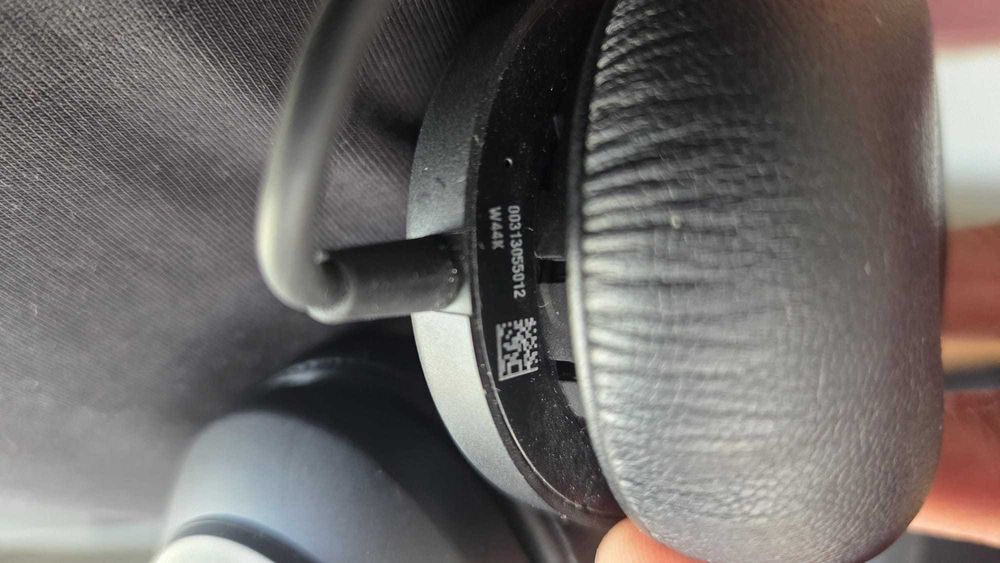 Jabra Evolve2 40 SE  Професионални слушалки  – Като нови!