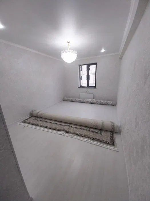 Чоштепа 3/7/9 82 м² Сергели 1-2-станция Метро продаётся квартира