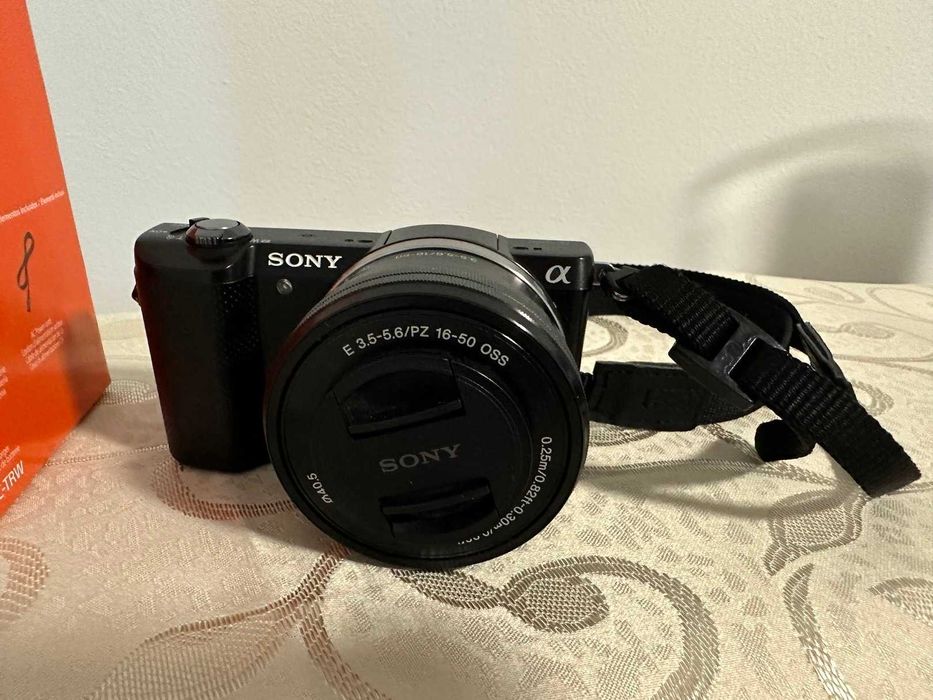 Camera foto/video mirrorless Sony Alpha A5000