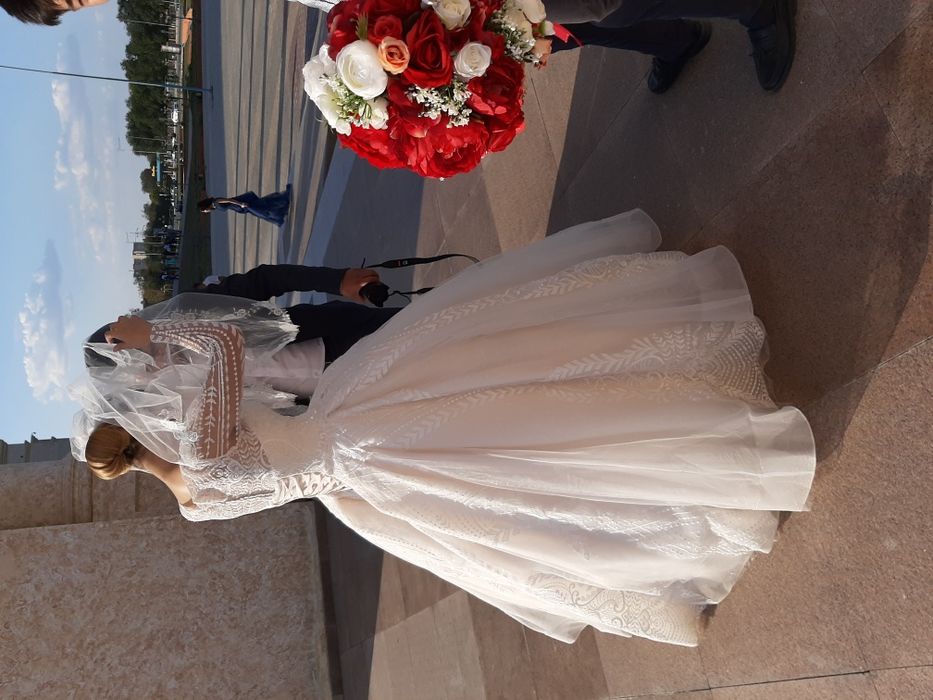 Продам свадебное платье