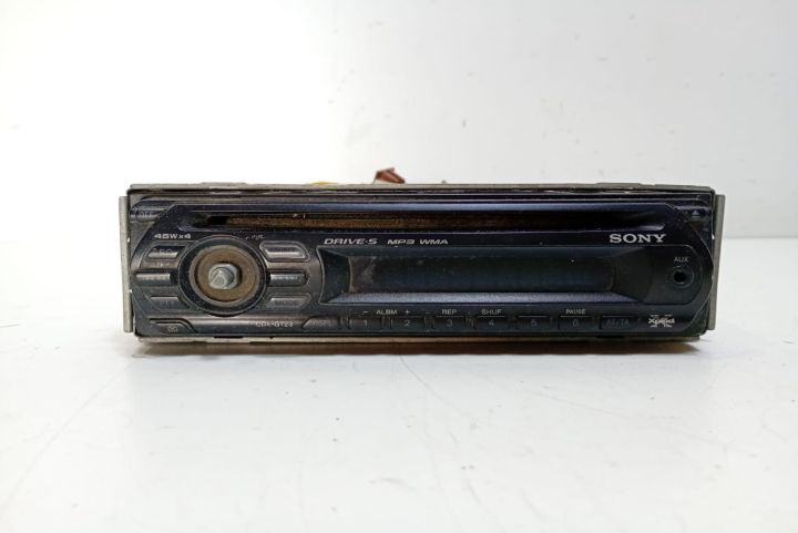 Radio  CD Player    seria