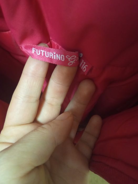 Продам комбинезон для девочки