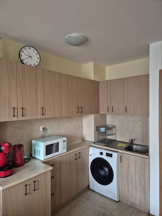 Дава се под наем Едностаен апартамент в Варна, Конфуто - 40 кв.м за 382.5 € - Снимка #1