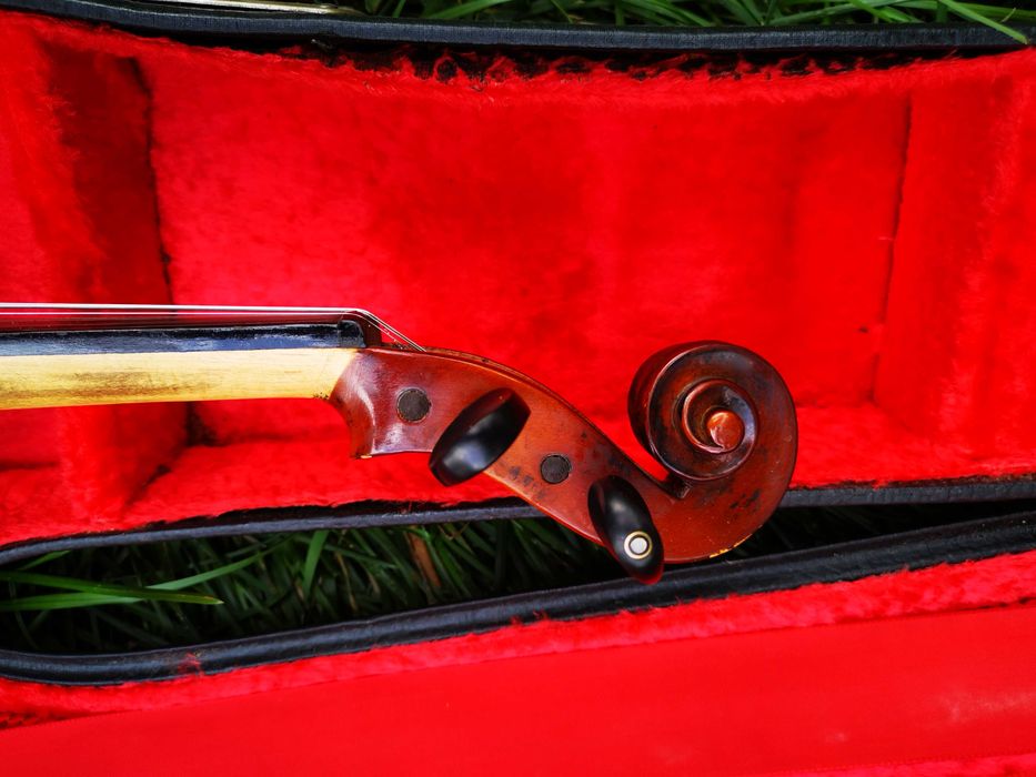 Vioara Germana Heinrich (Harry) Müller  Dark varnish.